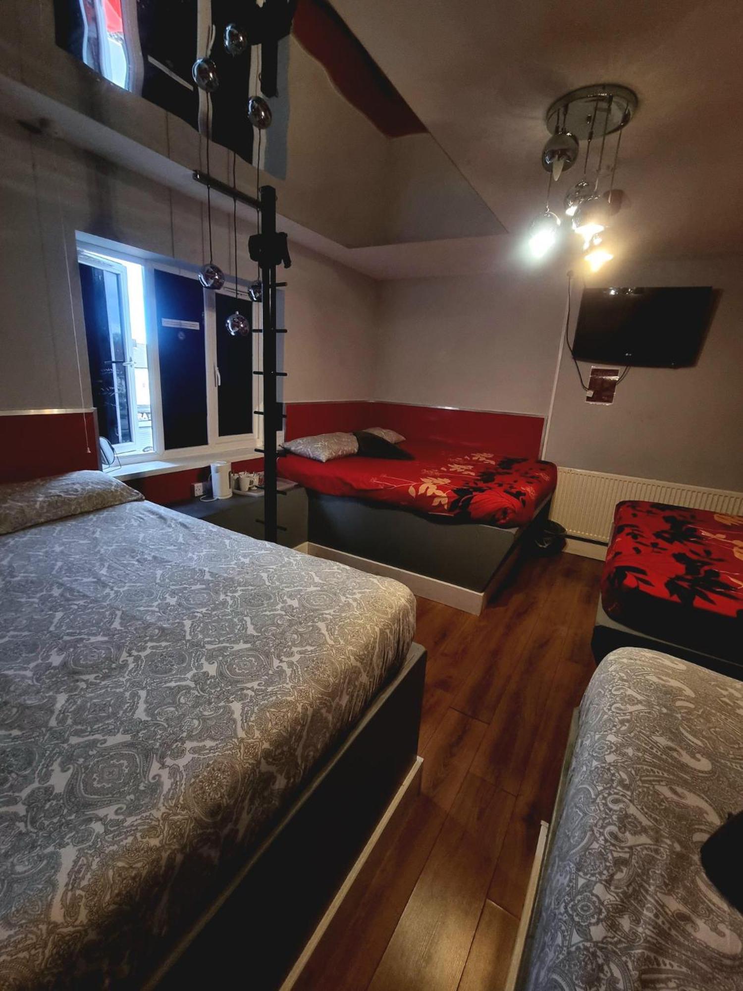 Xtasia Adult Hotel - Adults Only بروميتش الغربية المظهر الخارجي الصورة