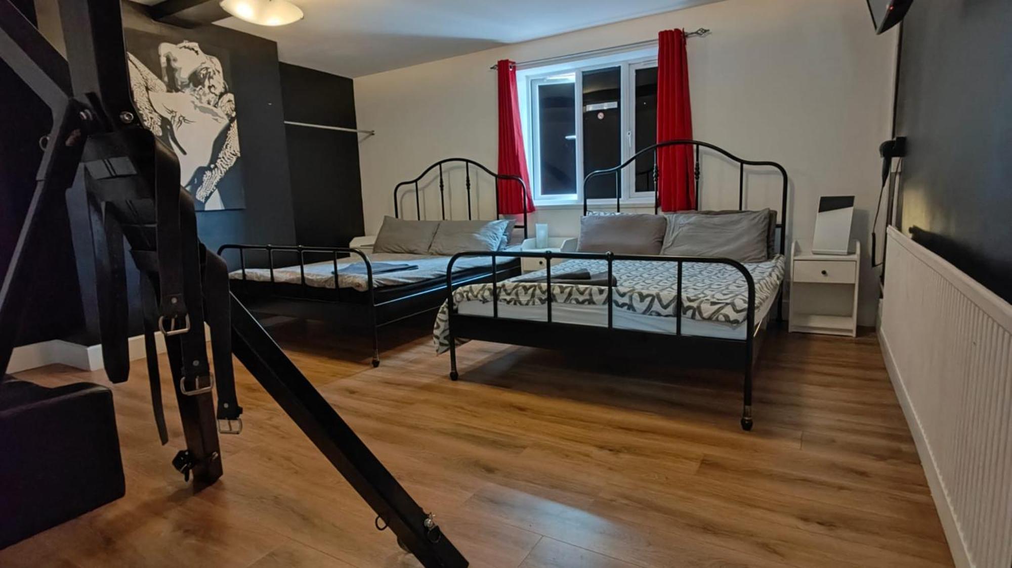 Xtasia Adult Hotel - Adults Only بروميتش الغربية المظهر الخارجي الصورة